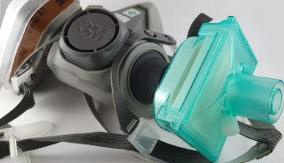 Oferujemy usługę dorabiania przejściówek, aby połączyć maskę do nurkowania z filtrem antybakteryjnym